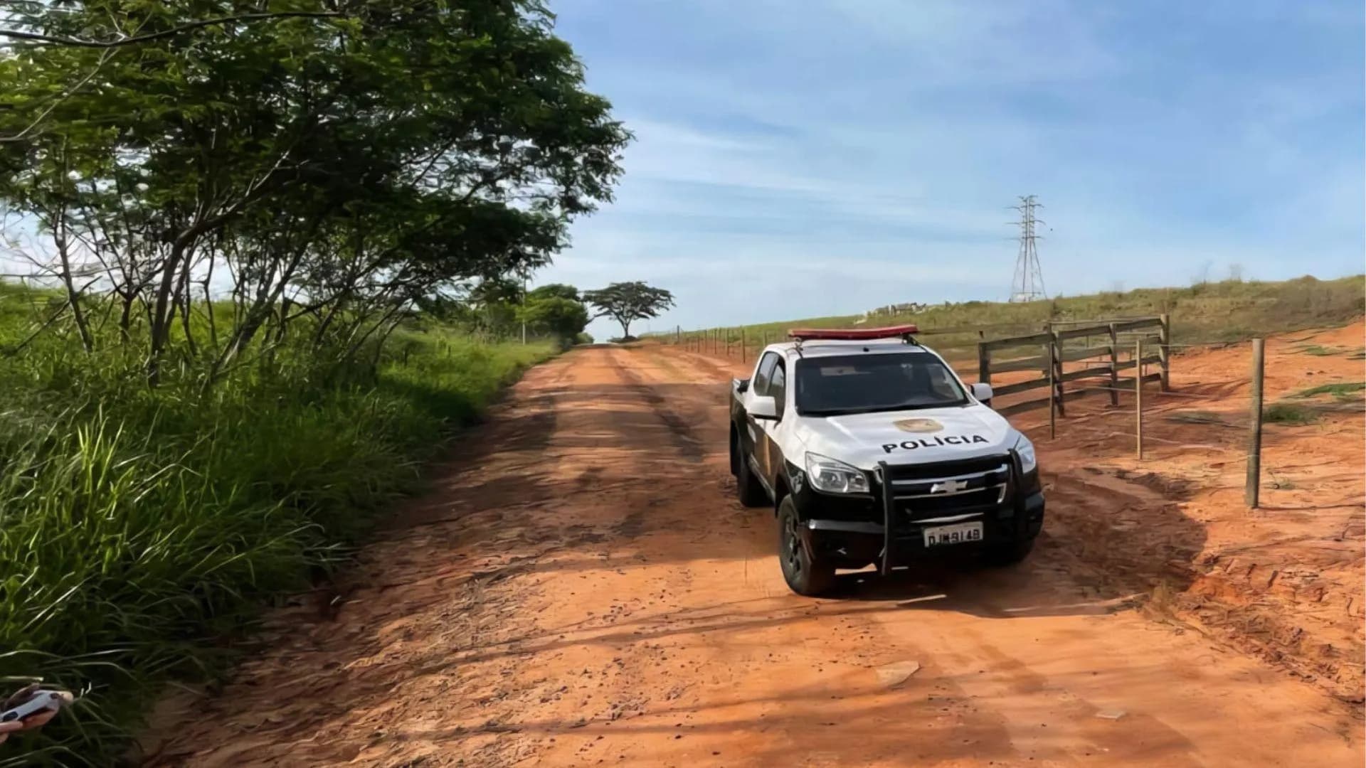 POLÍCIA CIVIL PRENDE EM FLAGRANTE SUSPEITO DE FURTAR SACAS DE CAFÉ EM PROPRIEDADES RURAIS DE OSVALDO CRUZ