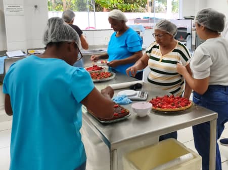 FUNDO SOCIAL E SEBRAE OFERECEM CURSO GRATUITO DE CONFEITARIA EM PRESIDENTE PRUDENTE