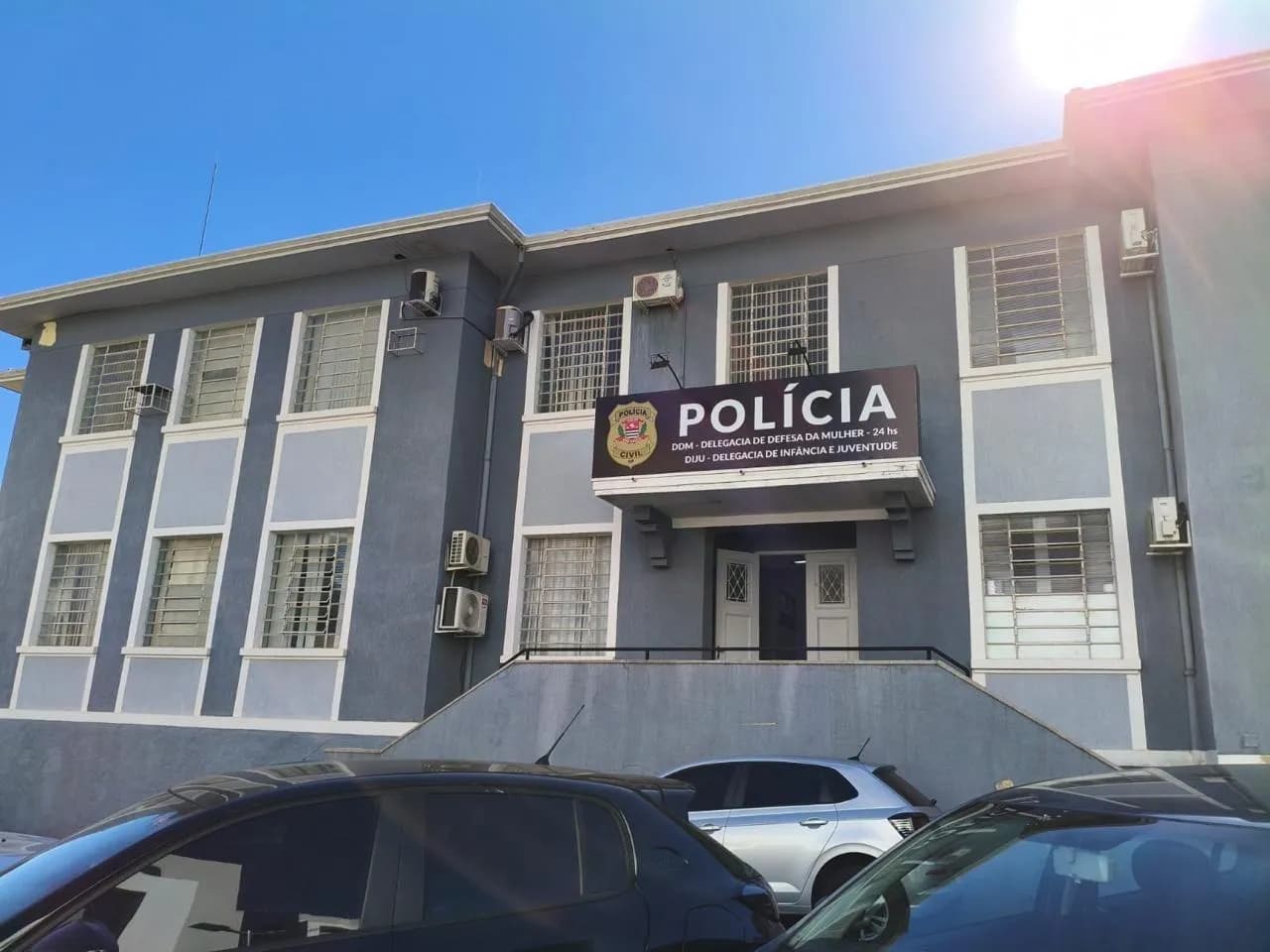 HOMEM É PRESO POR AGREDIR ESPOSA APÓS RECUSA DE DINHEIRO PARA COMPRAR DROGAS EM PRESIDENTE PRUDENTE